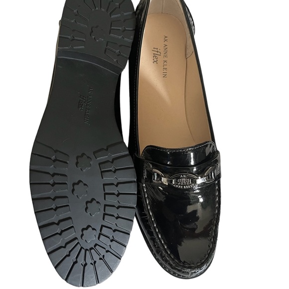 AK Anne Klein iflex NWOT Black Patent leather shoes size 10M - Picture 2 of 10